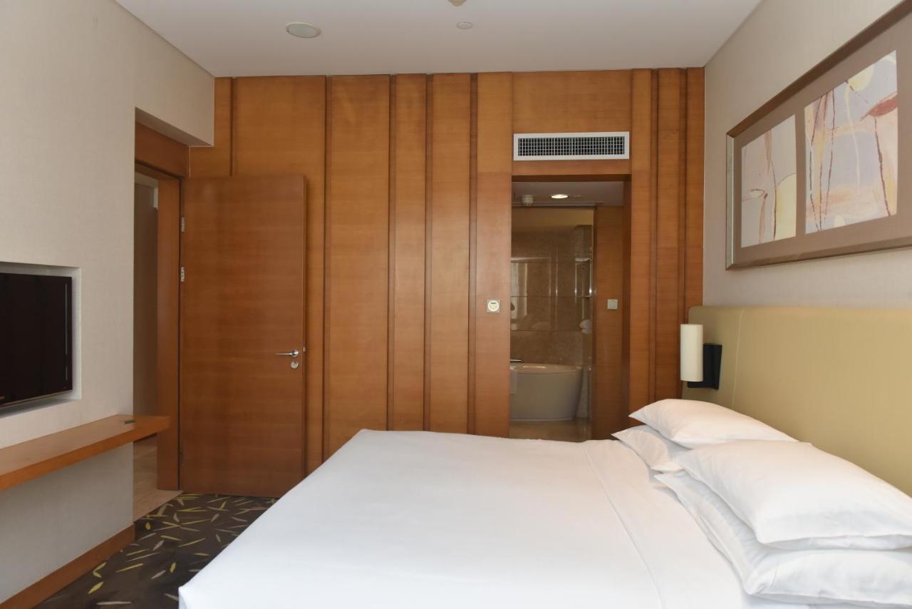 Crowne Plaza Zhongshan Wing On City By Ihg Kültér fotó